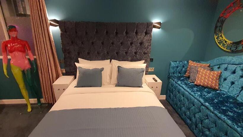 בית מלון כפרי The Gate