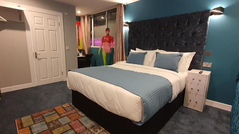 בית מלון כפרי The Gate