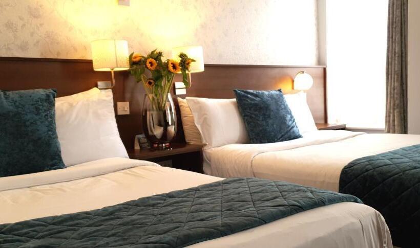 בית מלון כפרי The Gate