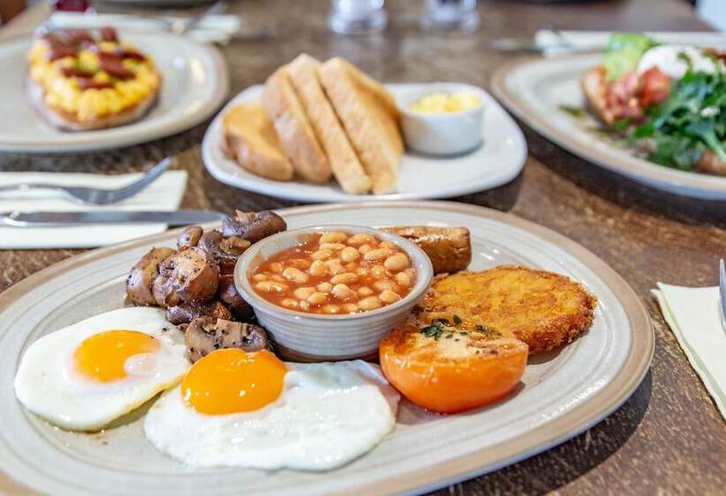 The George Hotel & Brasserie, Cranbrook