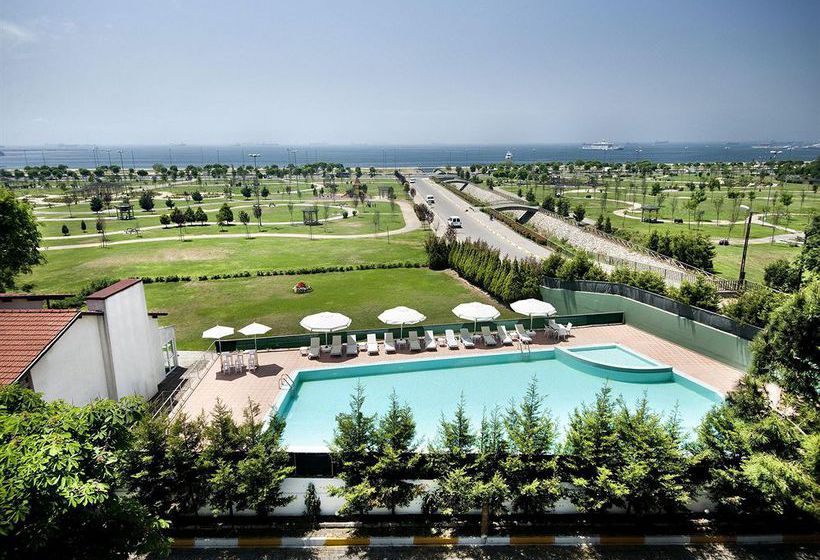 هتل The Pendik Residence