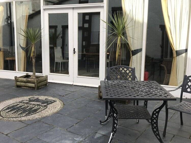 호텔 The Pennington