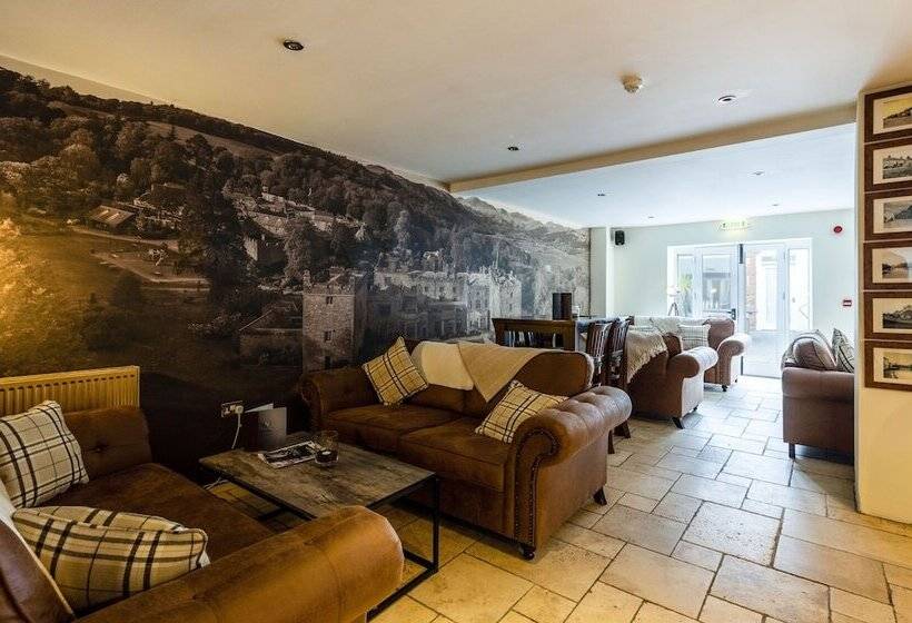 호텔 The Pennington