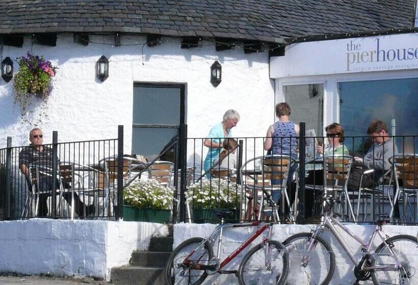 Отель The Pierhouse