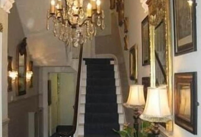 فندق The Queensbury