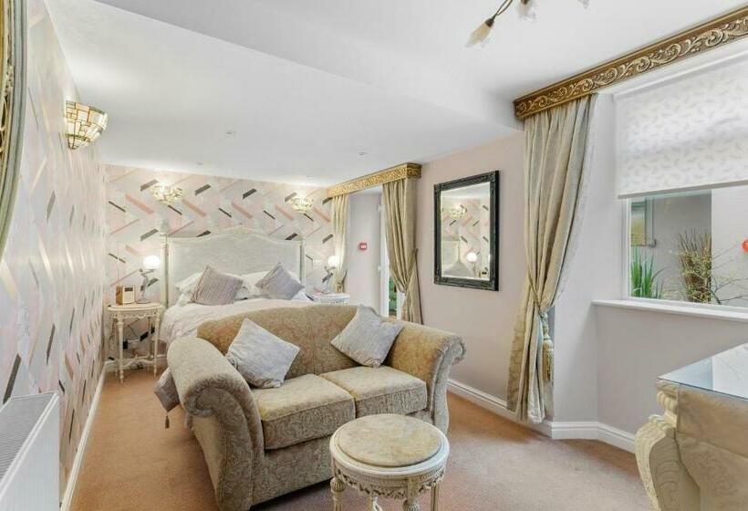 هتل The Somerville