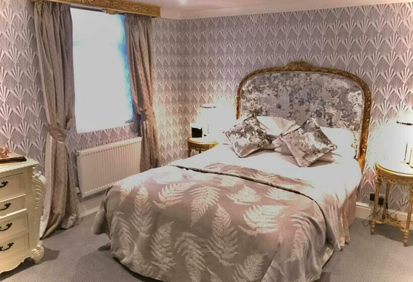 هتل The Somerville