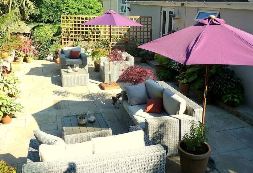 هتل The Somerville