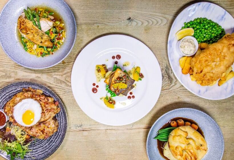 ホテル The Sun Inn