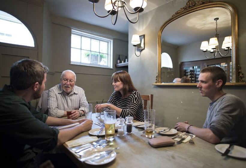 בית מלון כפרי The Sun Inn