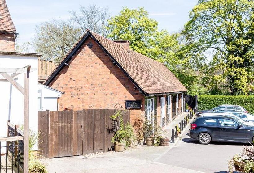 فندق The White Hart