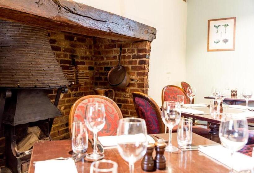 فندق The White Hart