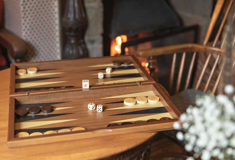 فندق The White Swan Inn