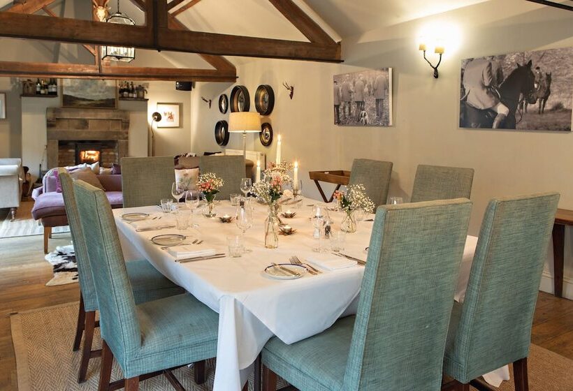 فندق The White Swan Inn