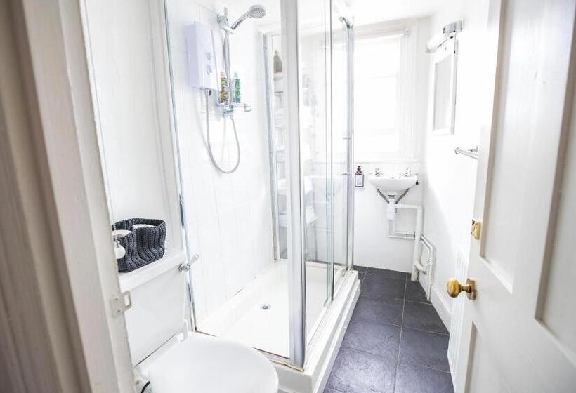 호텔 Tower House Guest House