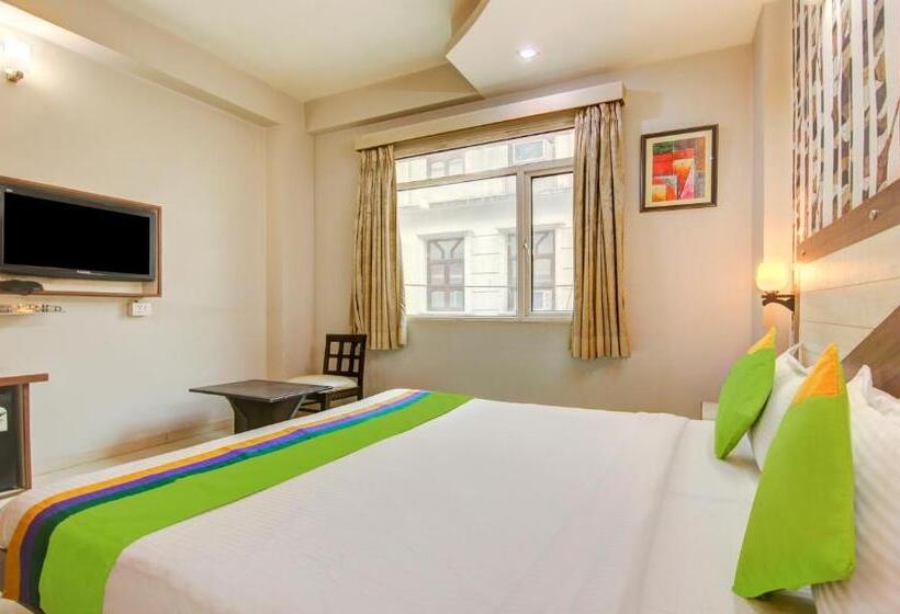 ホテル Treebo Rockwell Plaza