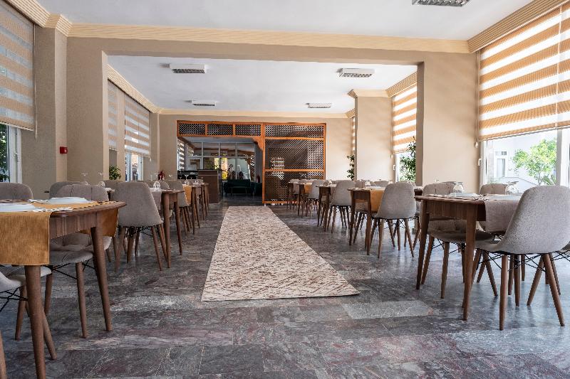 בית מלון כפרי Side Spring