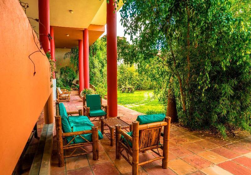 هتل Villa Antigua