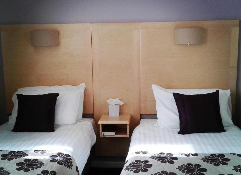 Cambridge Hotel Waterfront