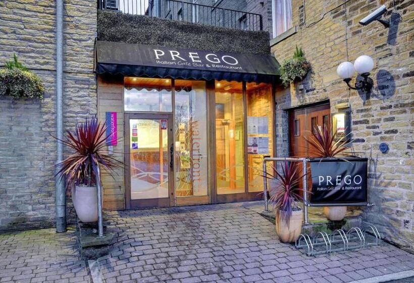 Cambridge Hotel Waterfront