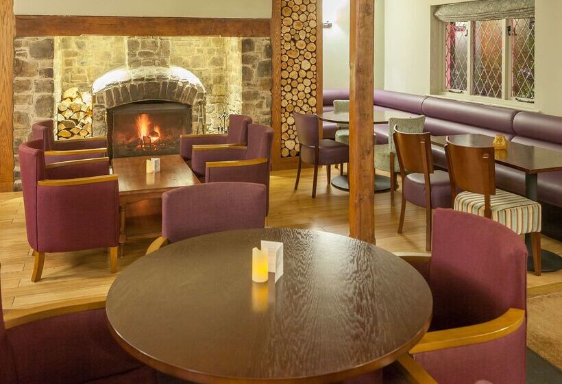 בית מלון כפרי Woodford Bridge Country Club