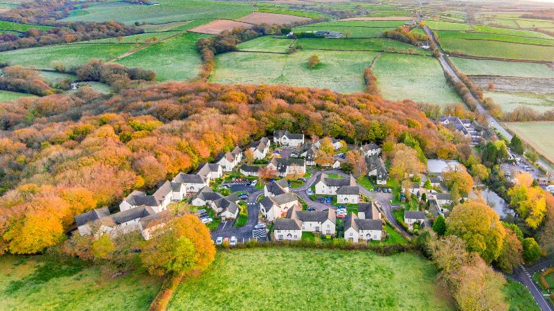 בית מלון כפרי Woodford Bridge Country Club