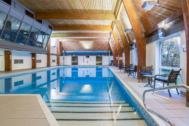 בית מלון כפרי Woodford Bridge Country Club