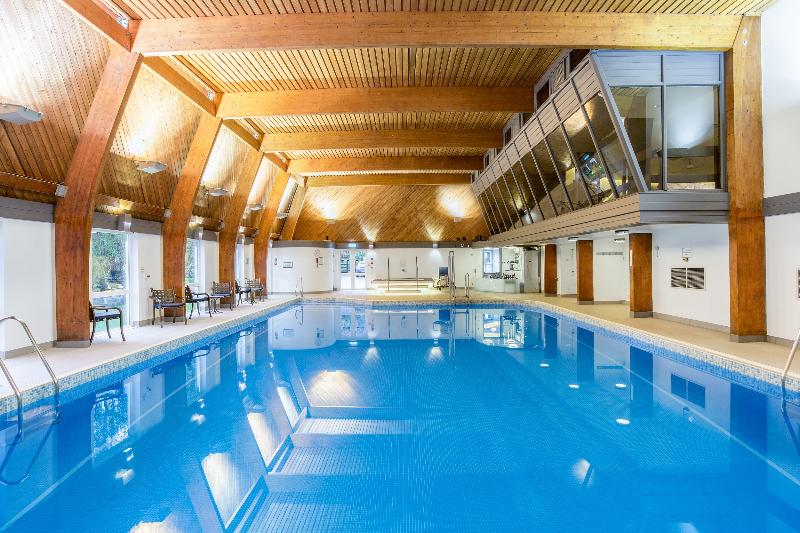 בית מלון כפרי Woodford Bridge Country Club