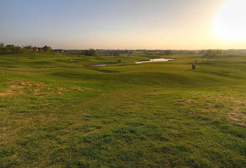 Wychwood Park Hotel And Golf Club