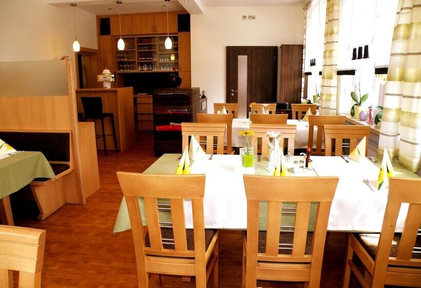 호텔 Zum Schwarzen Baren