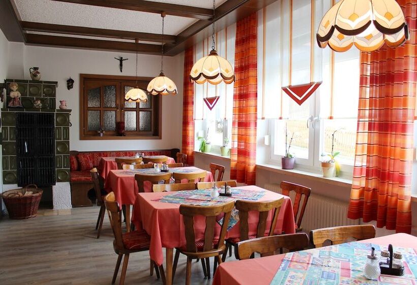 호텔 Zum Schwarzen Baren