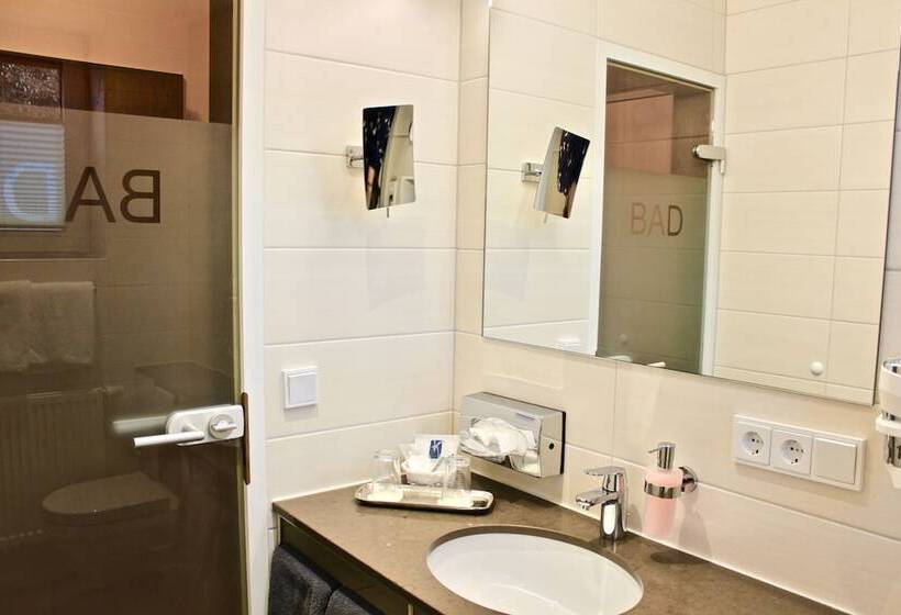 호텔 Zum Schwarzen Baren