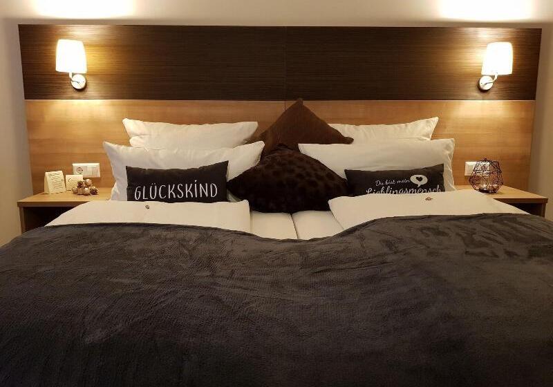 Luise Mannheim   By Superfly Hotels