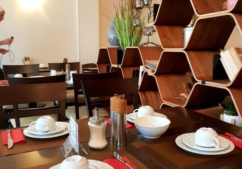 Luise Mannheim   By Superfly Hotels