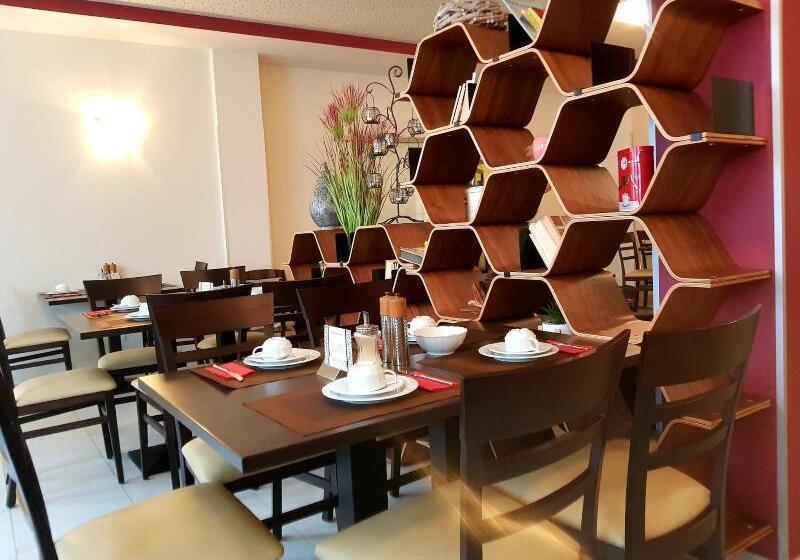 Luise Mannheim   By Superfly Hotels