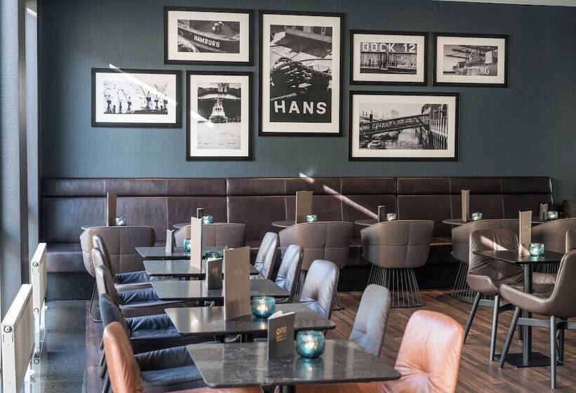 Motel One Hamburg Altona