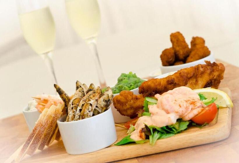 Norfolk Arms Hotel, Ringinglow