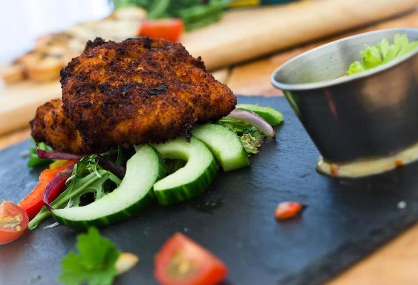 Norfolk Arms Hotel, Ringinglow