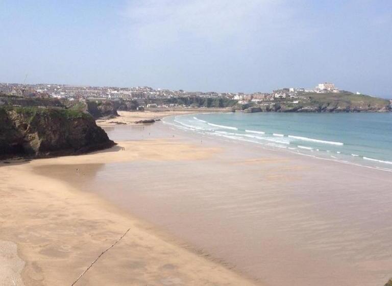 Pine Lodge Guest House