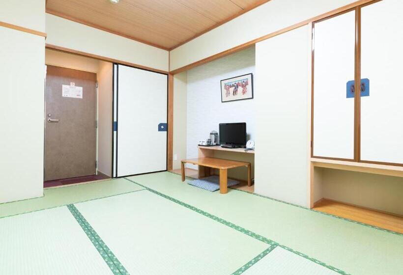 Sakura Ryokan Asakusa Iriya