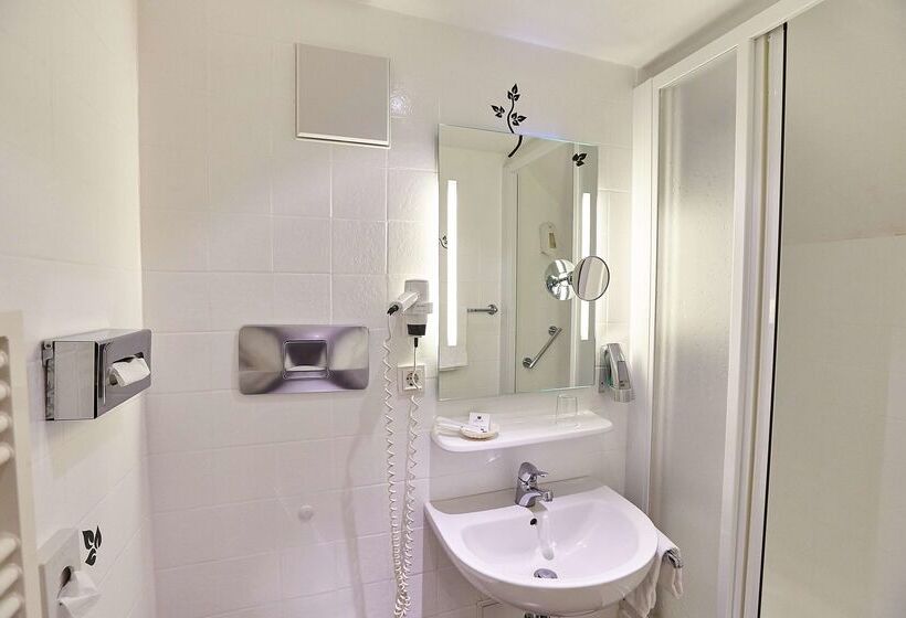 Seehotel Maria Laach