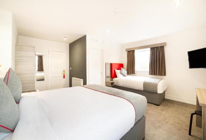 The Connaught Hotel Wolverhampton