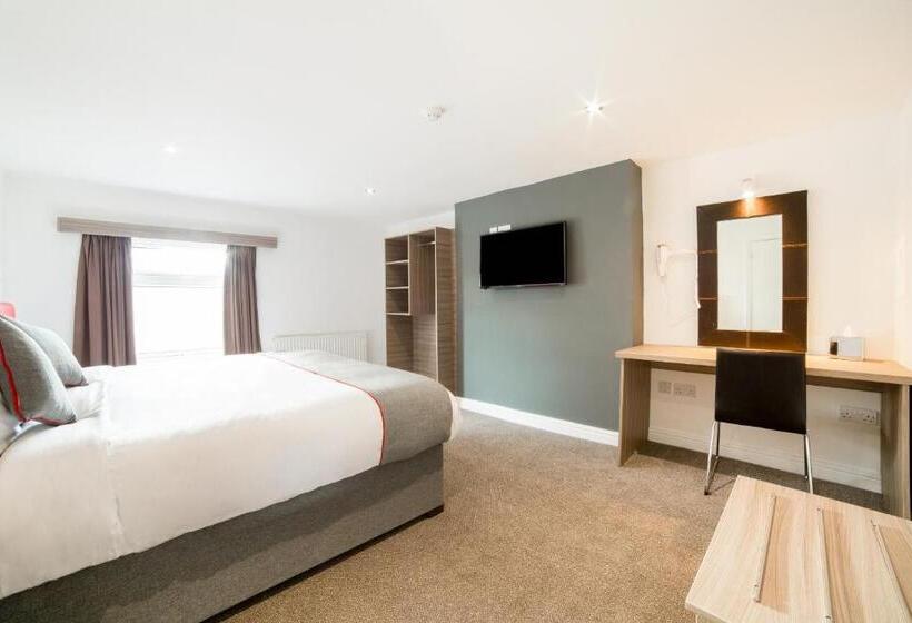 The Connaught Hotel Wolverhampton