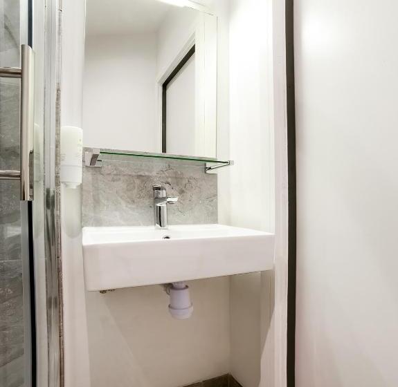 The Connaught Hotel Wolverhampton