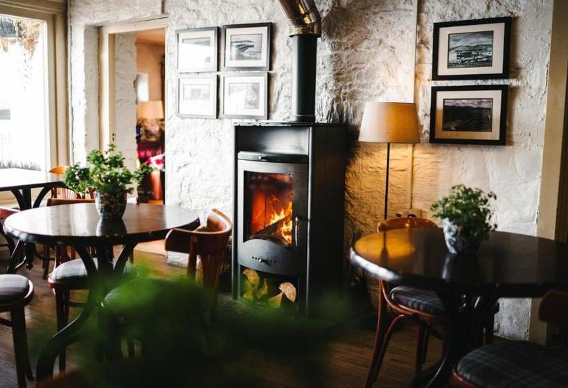 Отель The Pierhouse