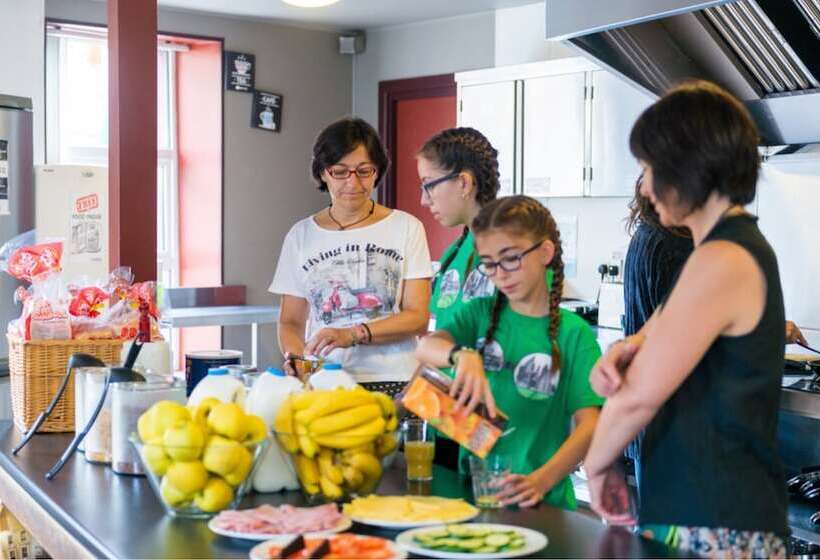 The Times Hostel   College Street