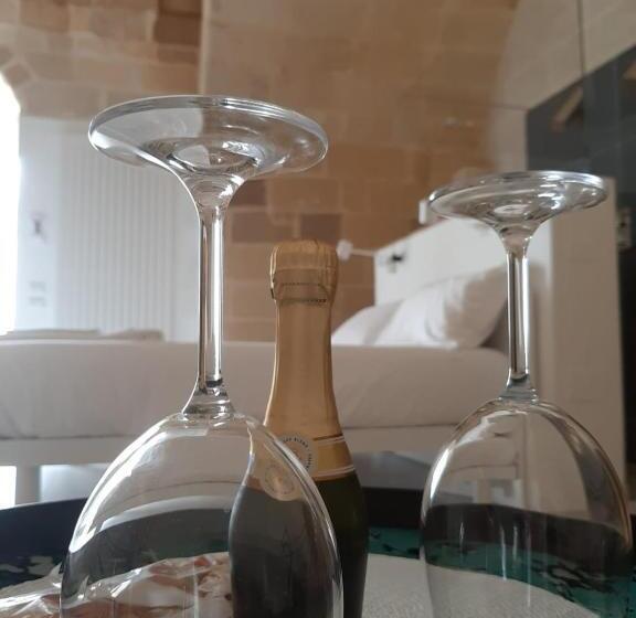 住宿加早餐  Endea Suite Rooms & Lounge Spa