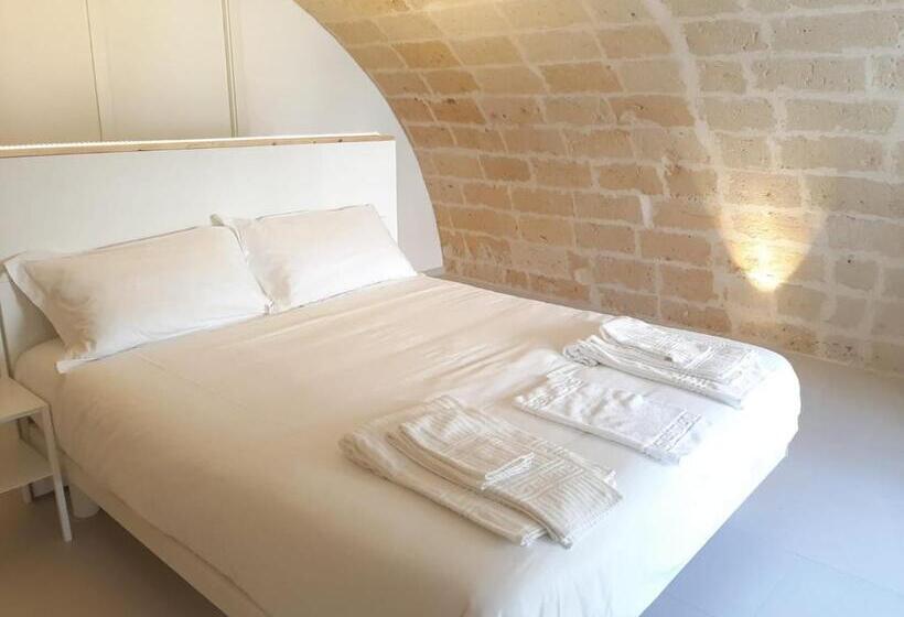 住宿加早餐  Endea Suite Rooms & Lounge Spa