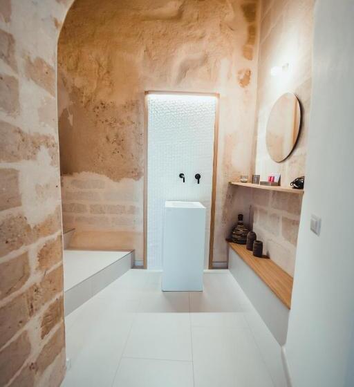 住宿加早餐  Endea Suite Rooms & Lounge Spa