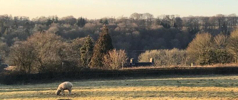 צימר The Bell At Sapperton